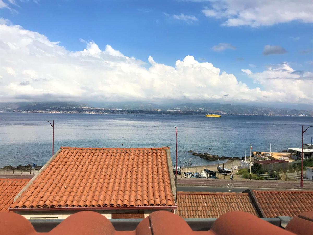Vecchia Paradiso - A Un Passo Dal Mare Messina Kültér fotó