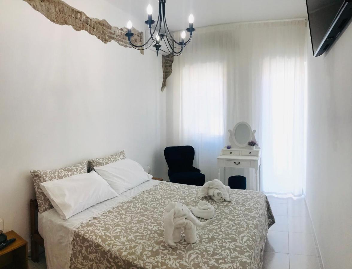 Vecchia Paradiso - A Un Passo Dal Mare Messina Kültér fotó