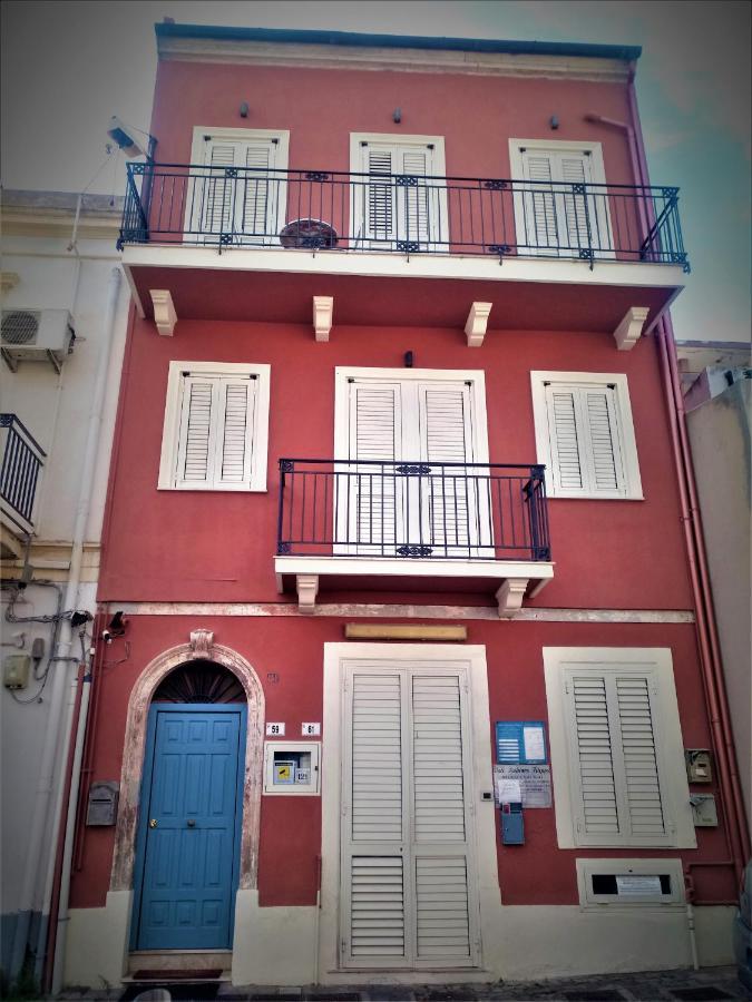 Vecchia Paradiso - A Un Passo Dal Mare Messina Kültér fotó